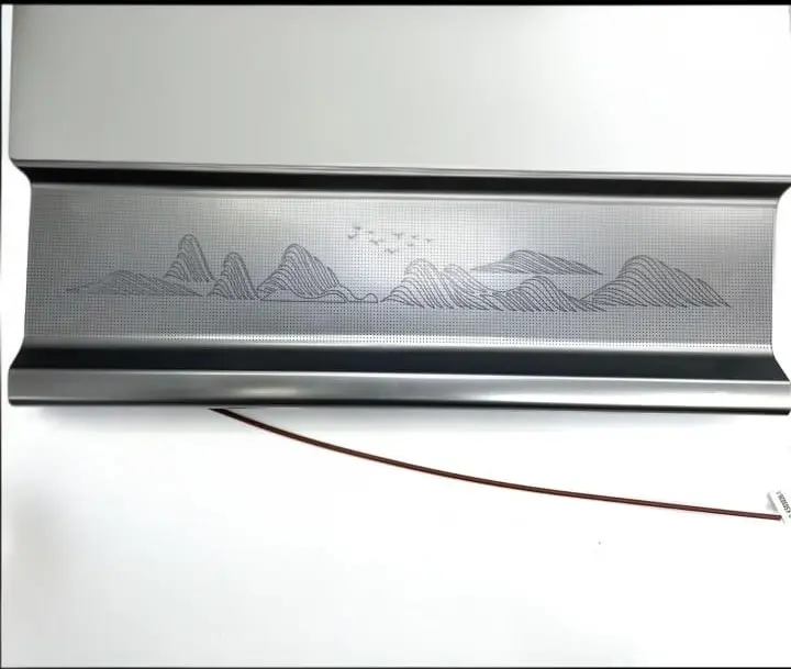 Passanger Screen panel with Ambient Light with design/لوحة شاشة الركاب مع الإضاءة المحيطية لسيارة مع التصميم