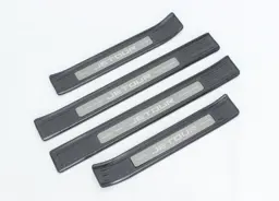 T1 OUTER THRESHOLD BAR/شريط حماية العتبة الخارجية 